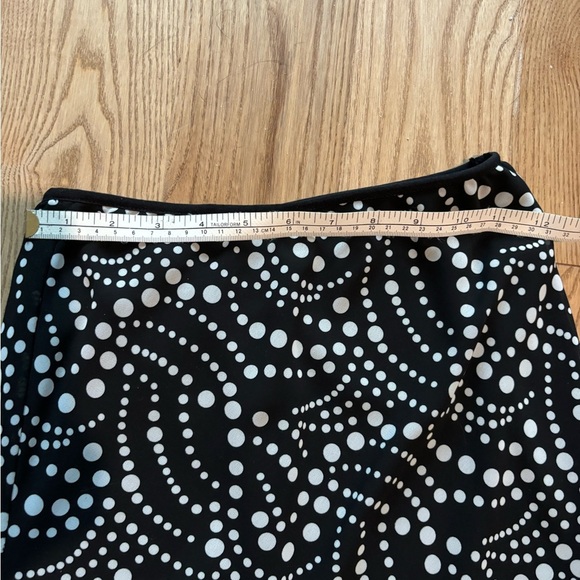 Vintage Polka Dots Flowy Skirt - Picture 6 of 6